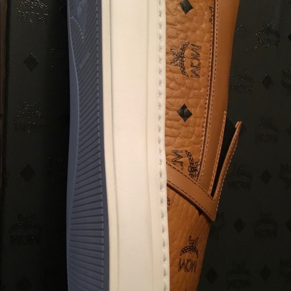 MCM Men’s Slip On Sneakers in Visetos - Picture 6 of 6